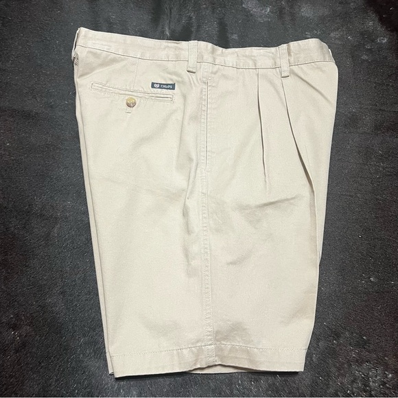 CHAPS men’s khaki/golfing shorts size 34 EUC - Picture 6 of 10